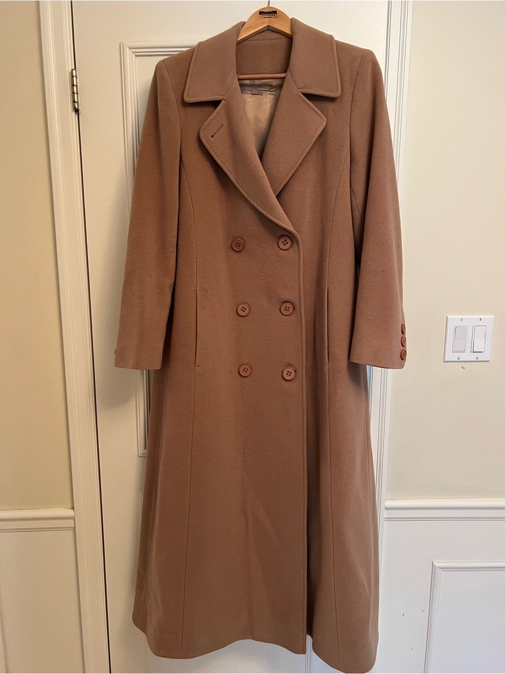Lorne Pure Virgin Wool and Cashmere Winter Coat